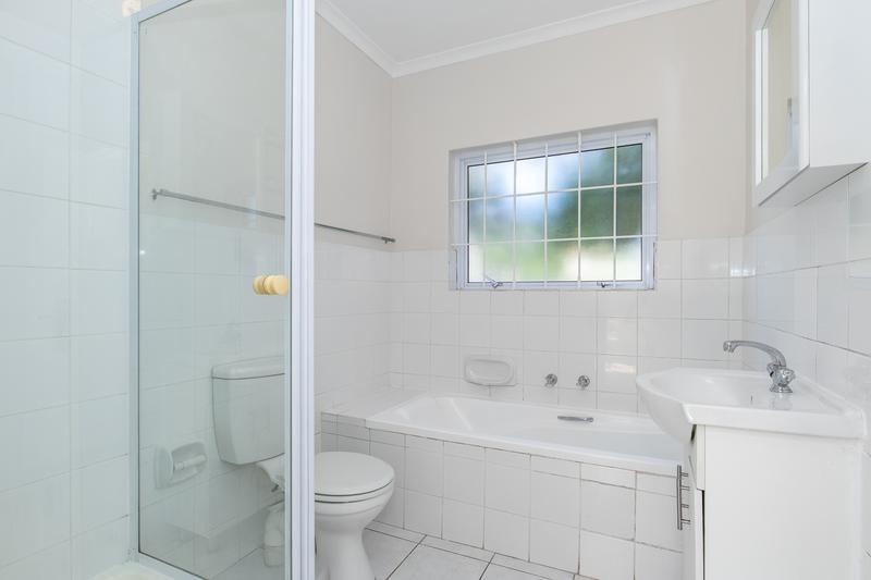 To Let 1 Bedroom Property for Rent in Tokai Western Cape